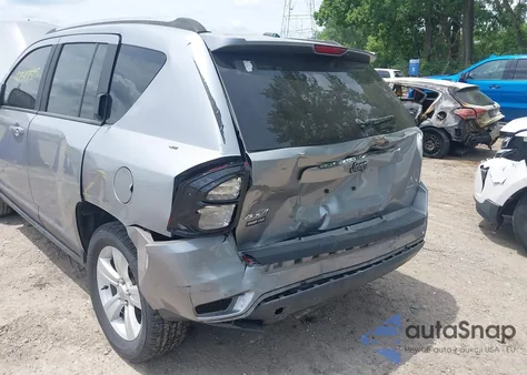 2014 Jeep Compass Sport z USA, uszkodzony, nr VIN 1C4NJDBB5ED744069